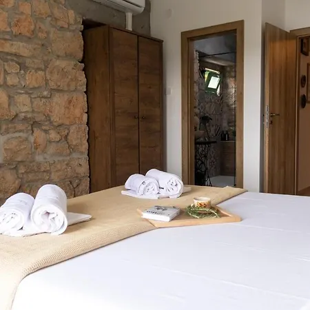 Casa Kamik-19th Century Stone House 50 M From Sea 卓得诺沃