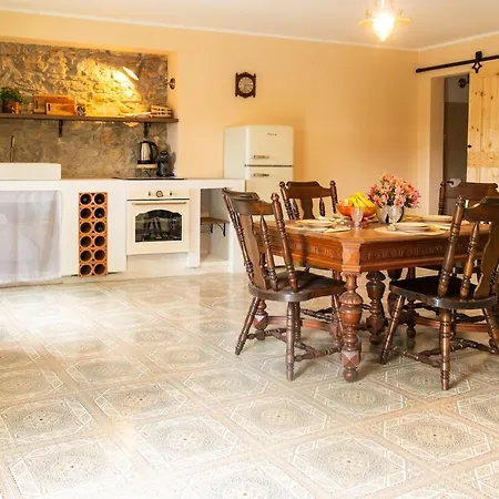 Vila Casa Kamik-19th Century Stone House 50 M From Sea *
